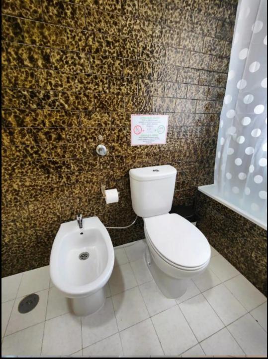 Blife Algarvya Private Rooms ฟารู ภายนอก รูปภาพ